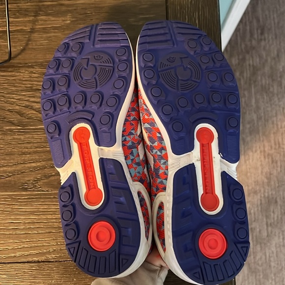 Adidas Torison Sneakers size 9.5M - Picture 3 of 3